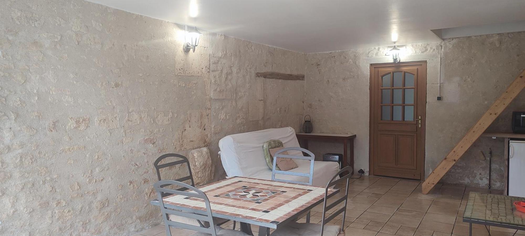 Gite Cosy, Sur Jardin, Terrasse Privee, Parking Au Calme En Rdc Gemozac Екстер'єр фото