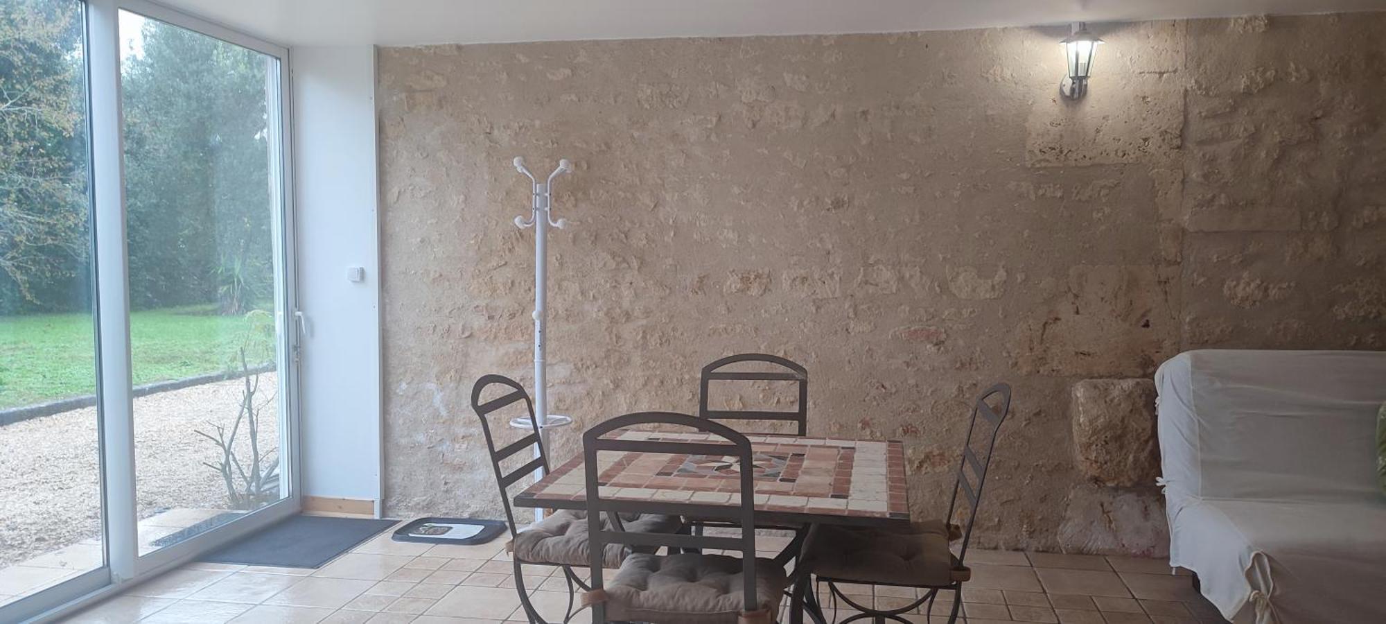 Gite Cosy, Sur Jardin, Terrasse Privee, Parking Au Calme En Rdc Gemozac Екстер'єр фото